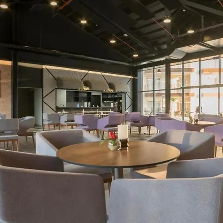 Ramada & Suites By Wyndham Kuşadası