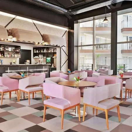 公寓 Ramada & Suites By Wyndham